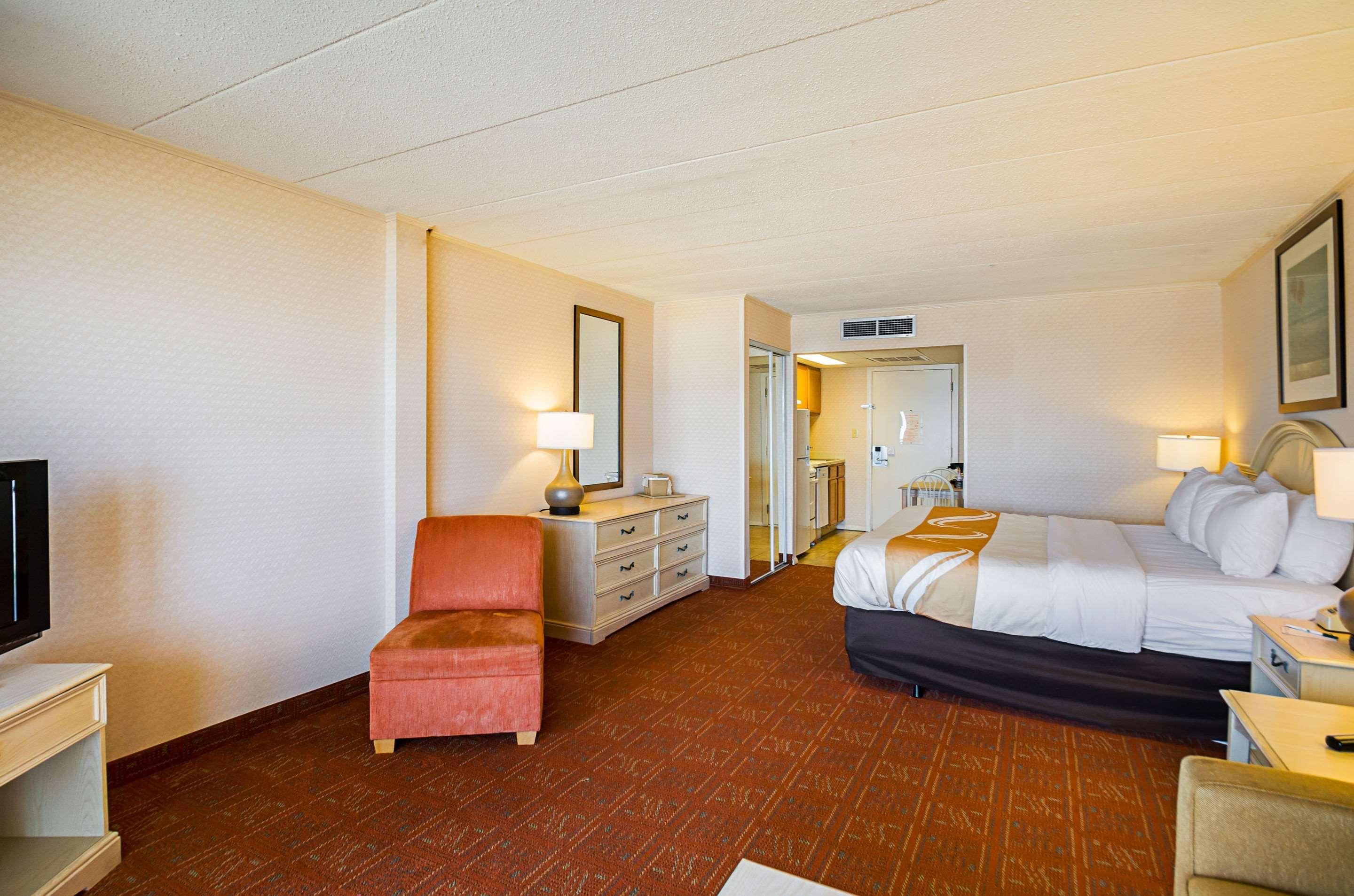 Quality Inn Oceanfront Ошен Сити Экстерьер фото