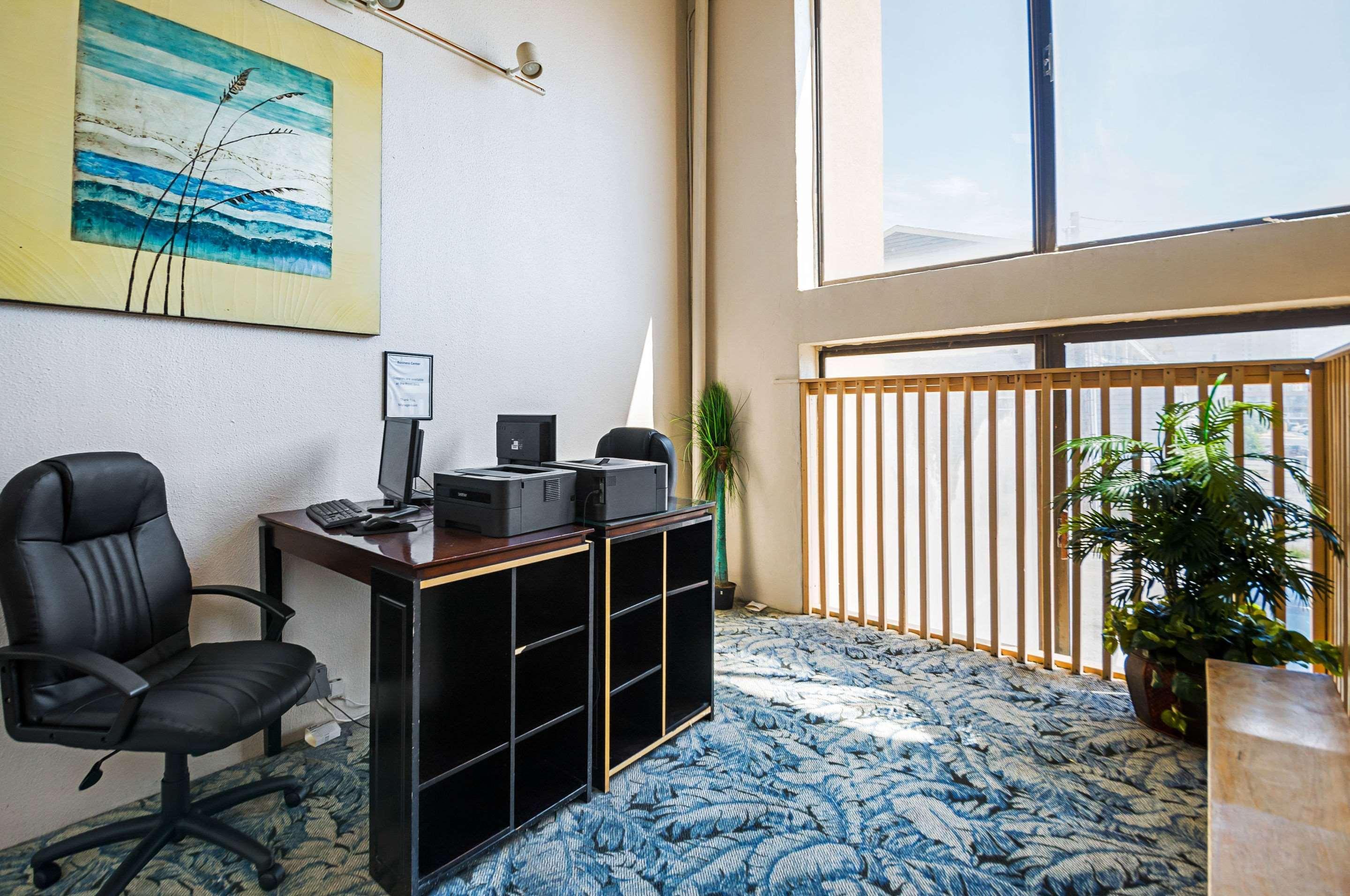 Quality Inn Oceanfront Ошен Сити Экстерьер фото